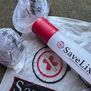 SaveLix Emergency Kit Choking Device with Red and White Design